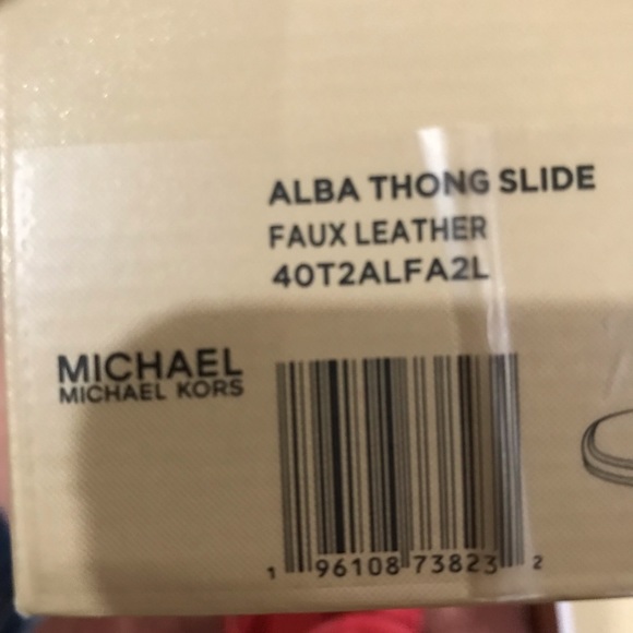 Micheal Kors brand new Thong slide faux leather - Picture 11 of 12